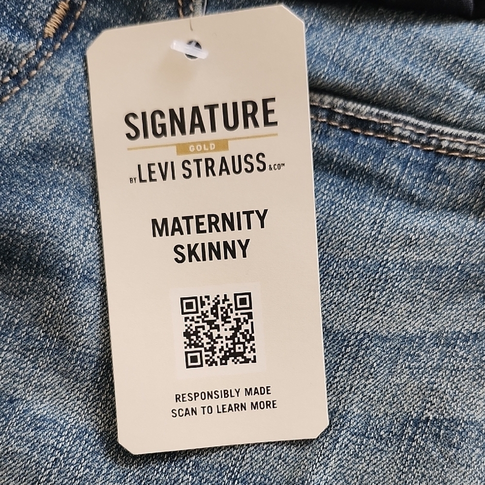 Signature by Levi Strauss Women's Maternity Blue Skinny Jeans - Picture 2 of 8